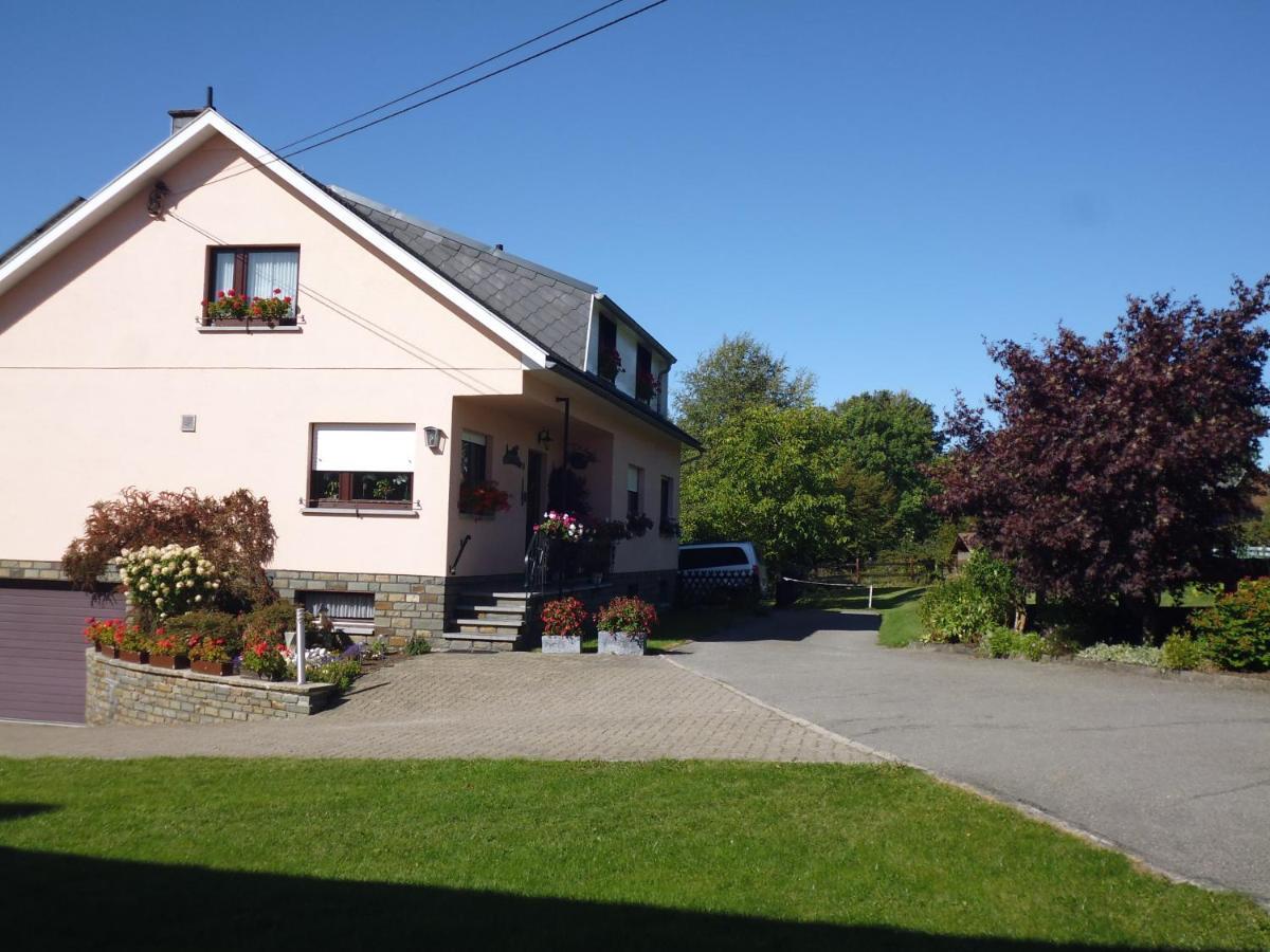 Eifel Lodge Bütgenbach Exterior foto
